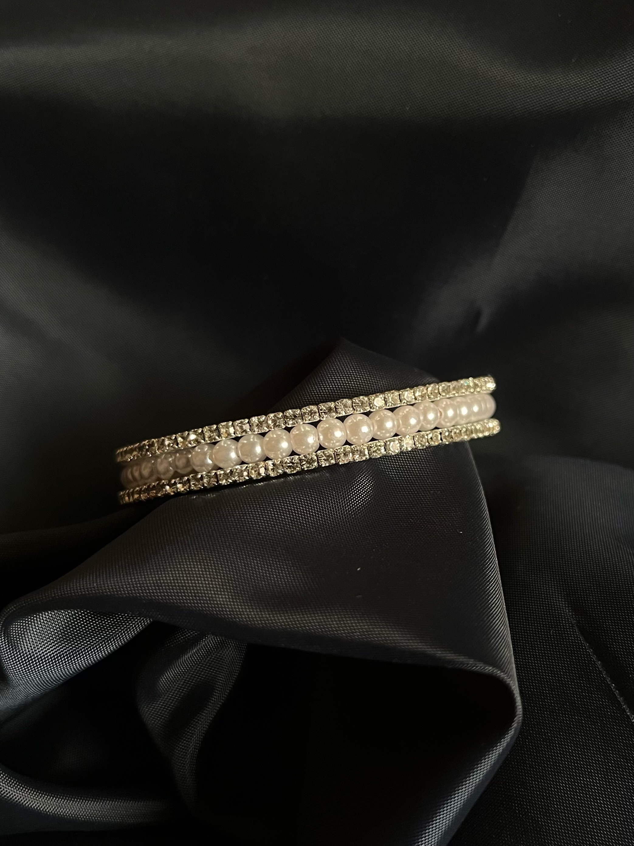 خرید انلاین دستبند 