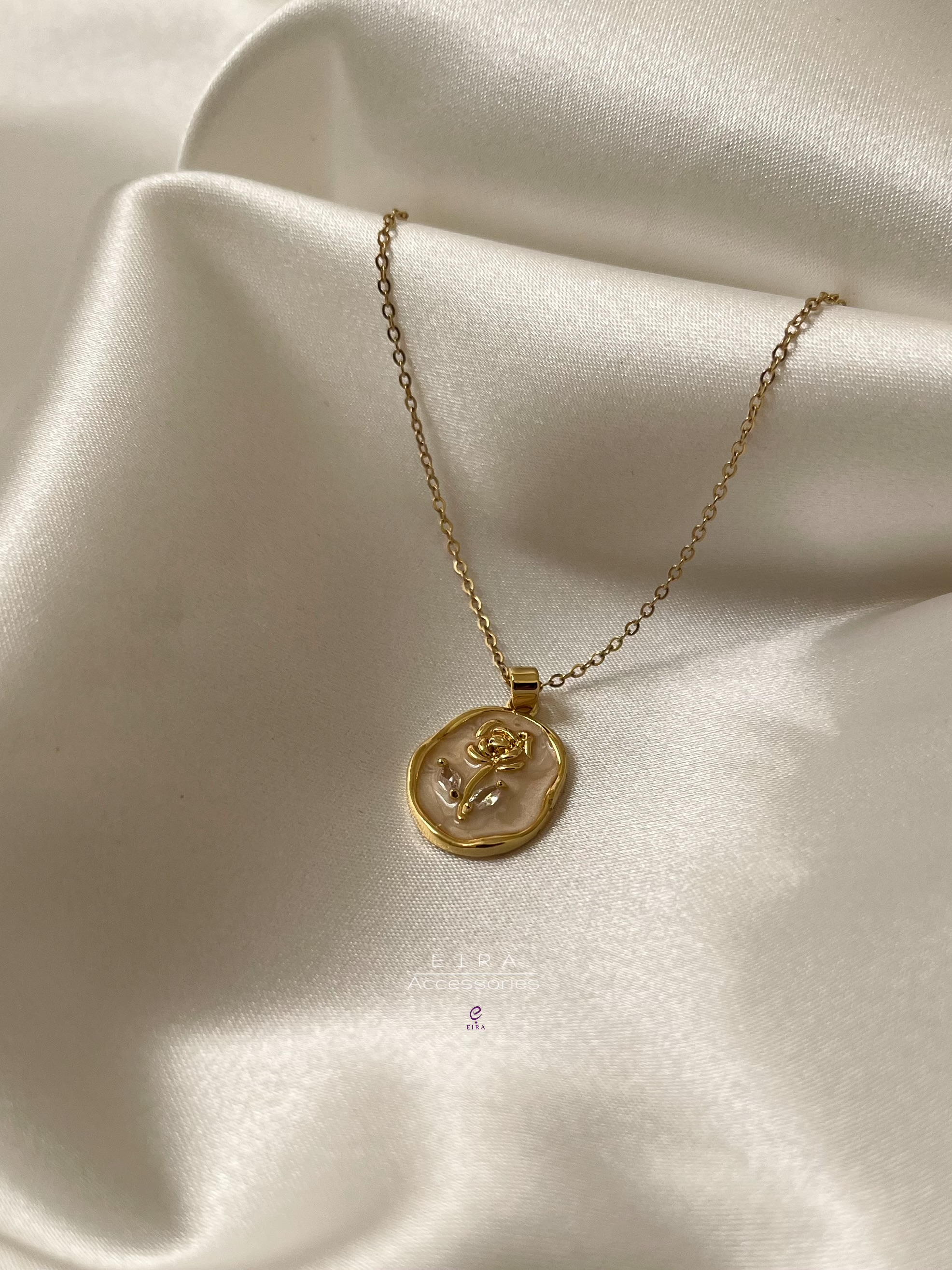 خرید انلاین گردنبند مینا کاری